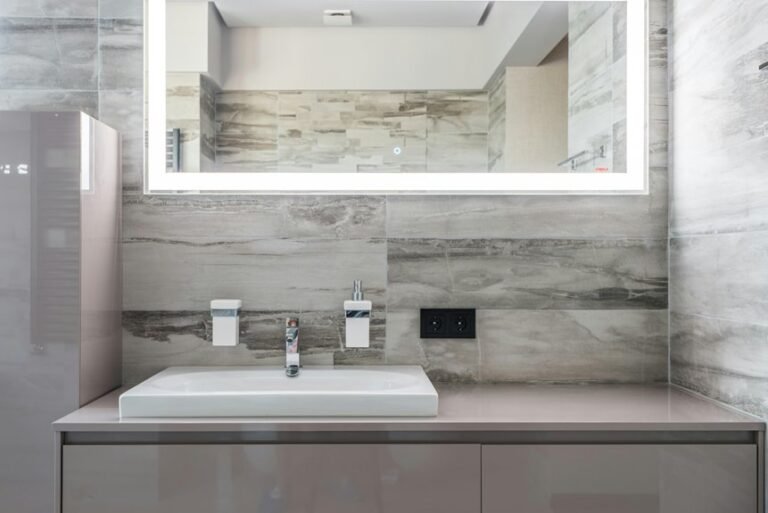 evenly lit bathroom lighting