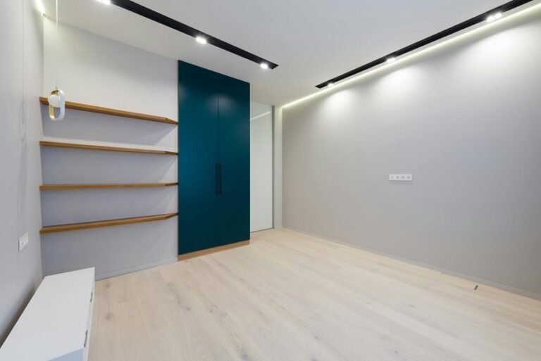 evenly lit indoor space